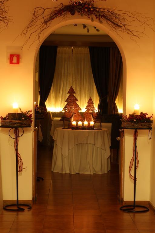 Hotel Trieste Cortina d'Ampezzo Exterior photo