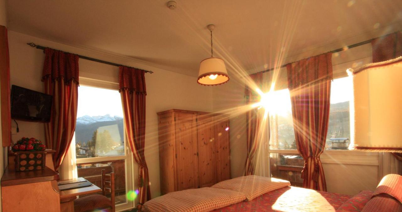 Hotel Trieste Cortina d'Ampezzo Exterior photo